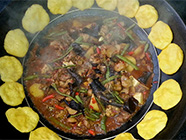地鍋雞烹飪手法說明及其制作調料介紹